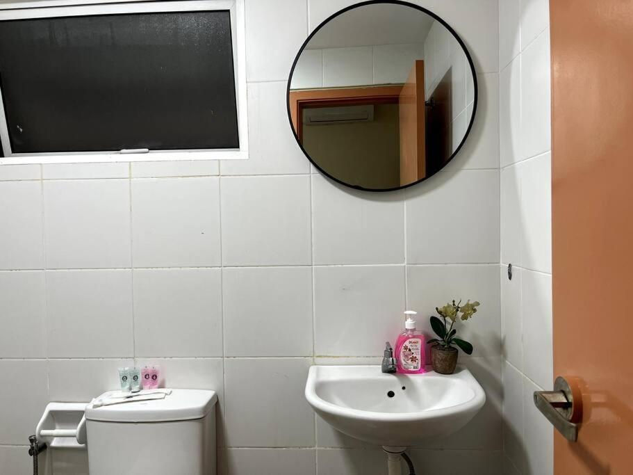 Homestay Ttdi Adina 710 Shah Alam,Sek 13,Msu,3Bedroooms Exteriör bild